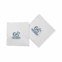 Dos servilletas blancas con logo de Sport Francés Golf.